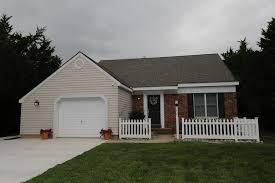 Photo of 3BR/2.0BA Investment Single Family · Waterloo, IA